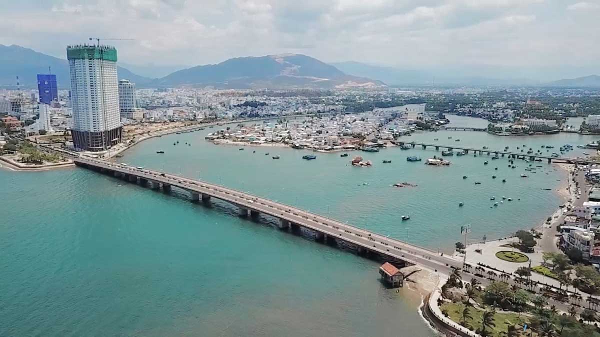 Hình ảnh thực tế khu vực Cầu Trần Phú – Nha Trang